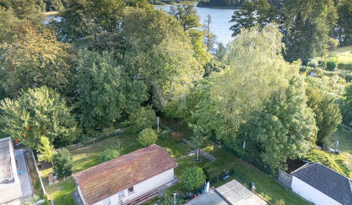 Bestand und Nachbarschaft