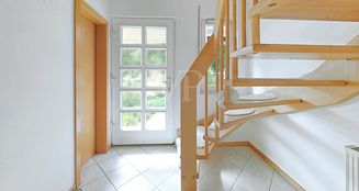 von_poll_real_estate_property_25096052_image_10