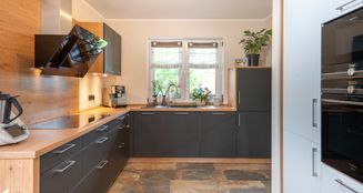 von_poll_real_estate_property_25096036_image_5