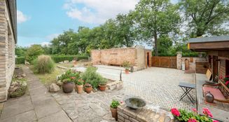 von_poll_real_estate_property_25096023_image_14