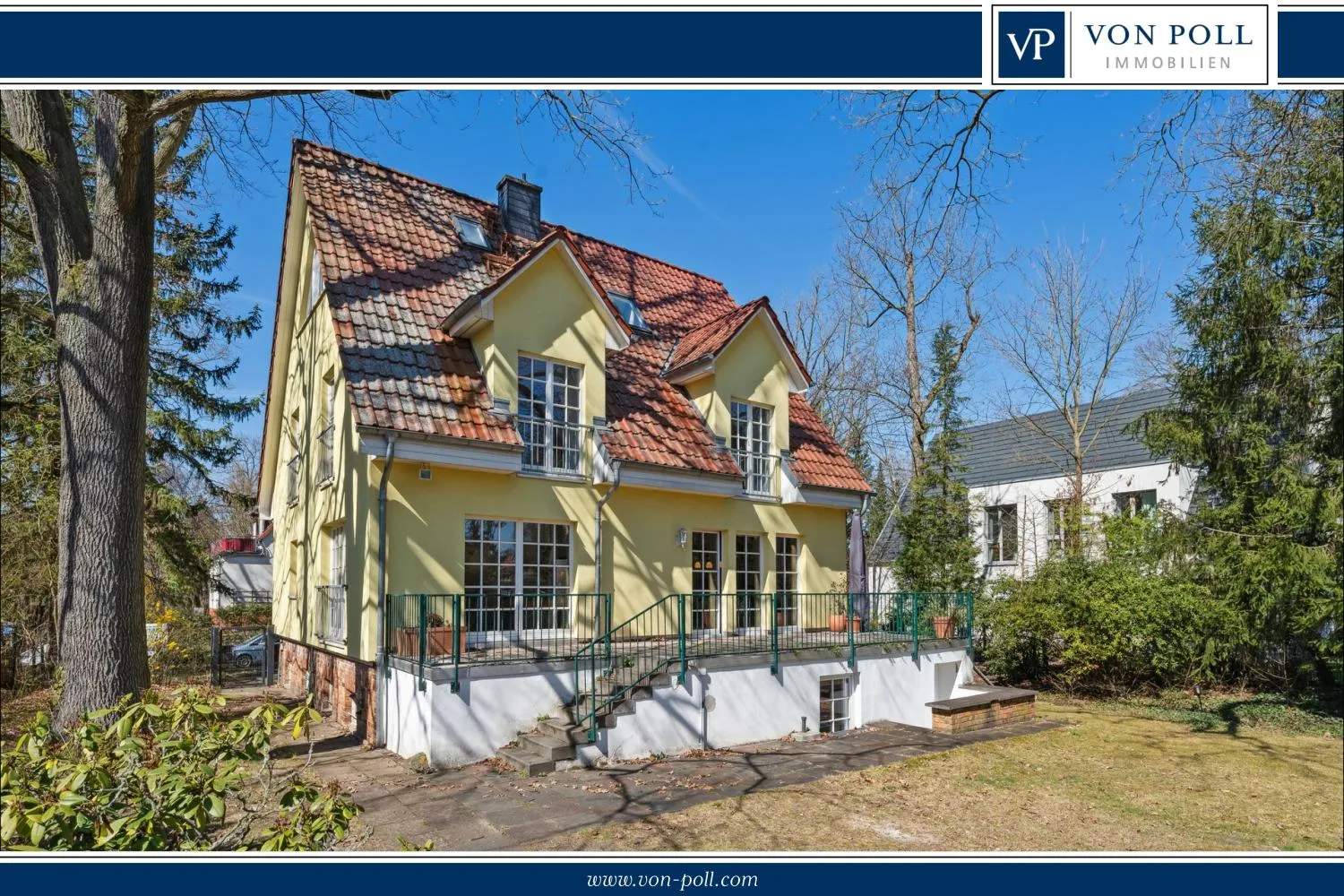 Haus - Gartenperspektive