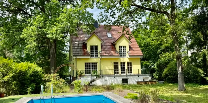 von Poll Immobilien GmbH