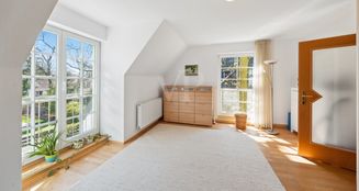 von_poll_real_estate_property_25096022_image_13