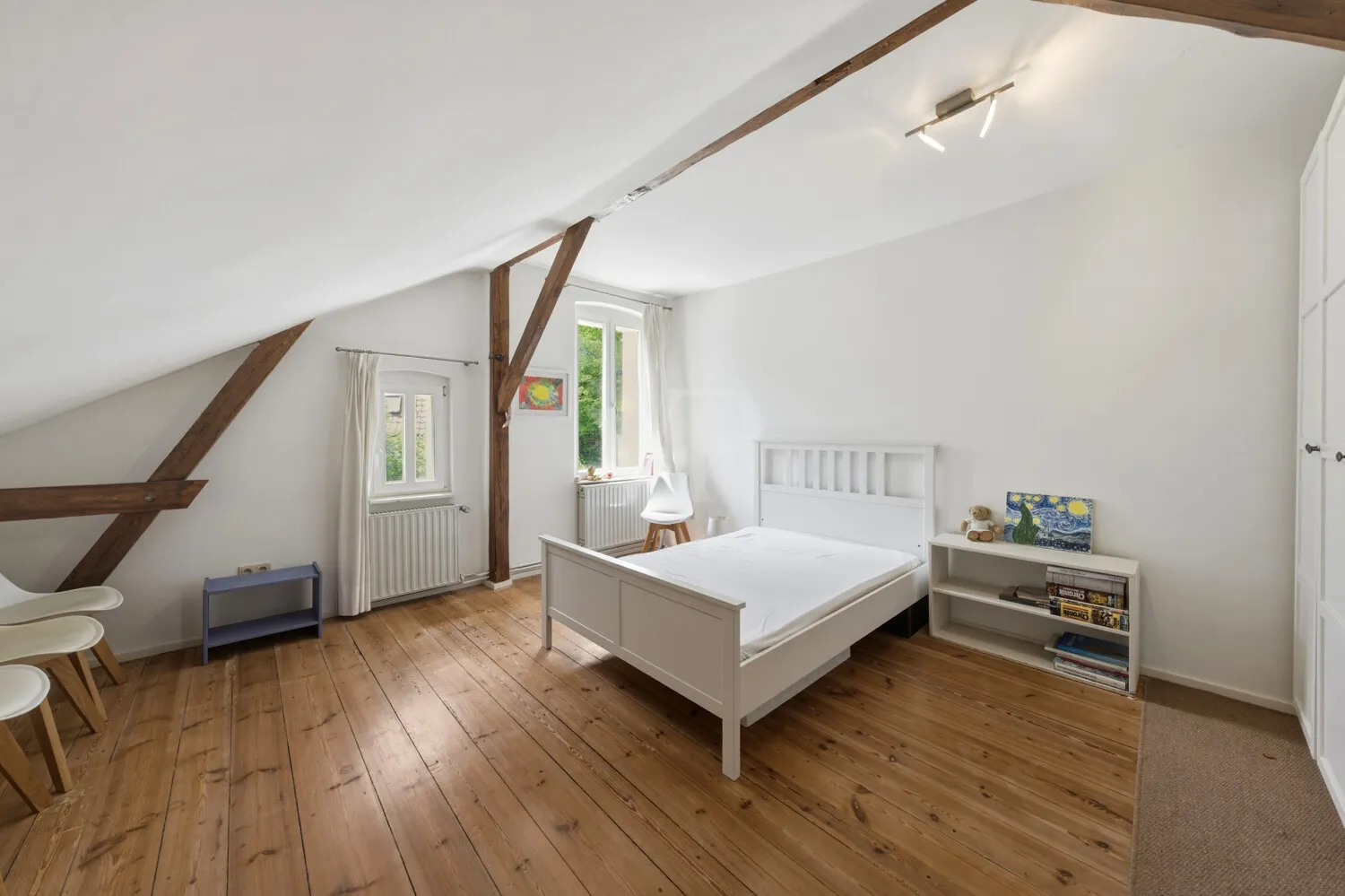 Schlafzimmer II, OG