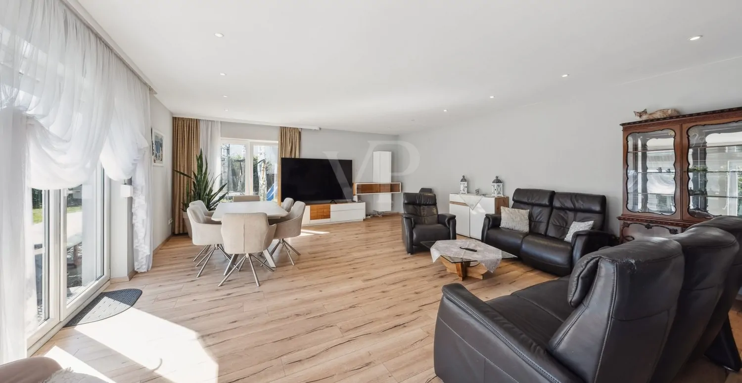 großzügiger Wohnbereich