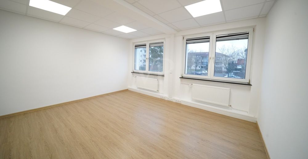 Büroraum 8