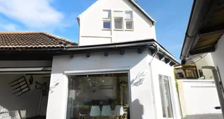 von_poll_real_estate_property_25009031_image_0