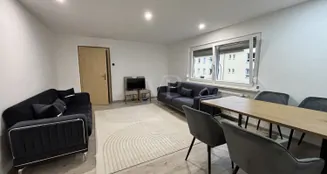 von_poll_real_estate_property_26009011_image_1