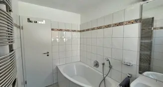 von_poll_real_estate_property_25069008_image_8