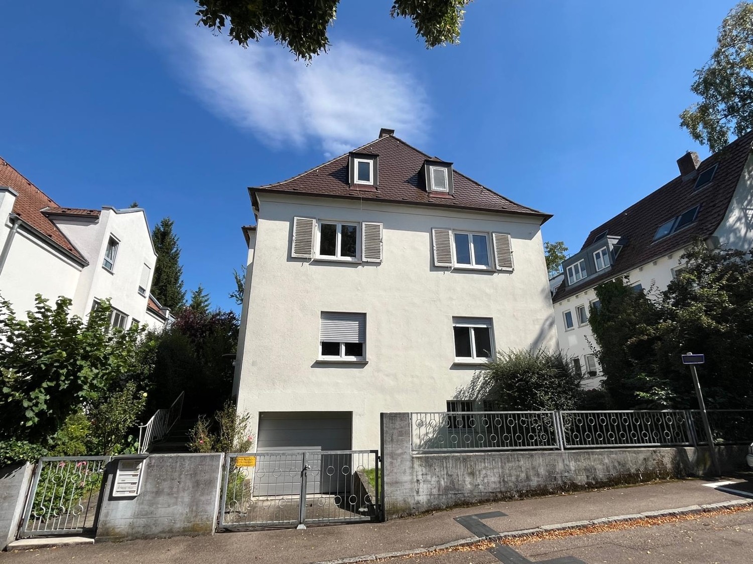 Attraktives Mehrfamilienhaus in ruhiger und erstklassiger Lage Ulms