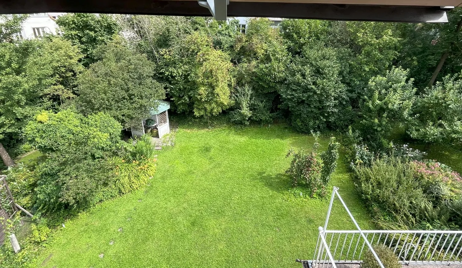 Attraktives Mehrfamilienhaus in ruhiger und erstklassiger Lage Ulms