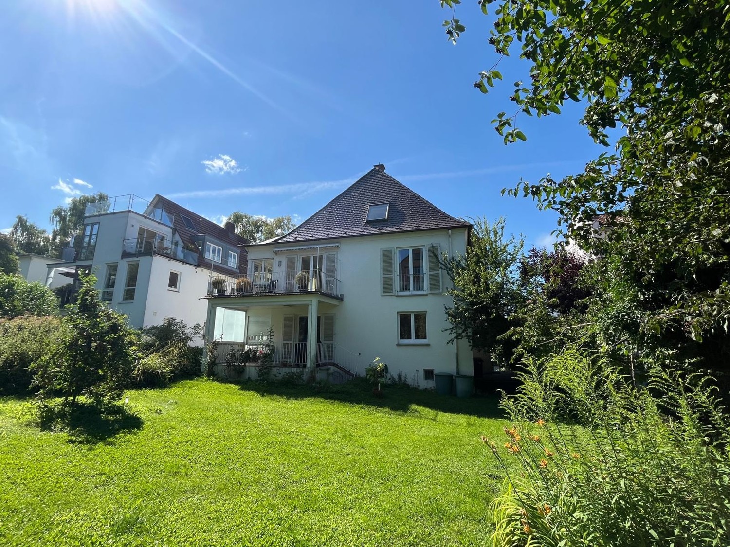 Attraktives Mehrfamilienhaus in ruhiger und erstklassiger Lage Ulms