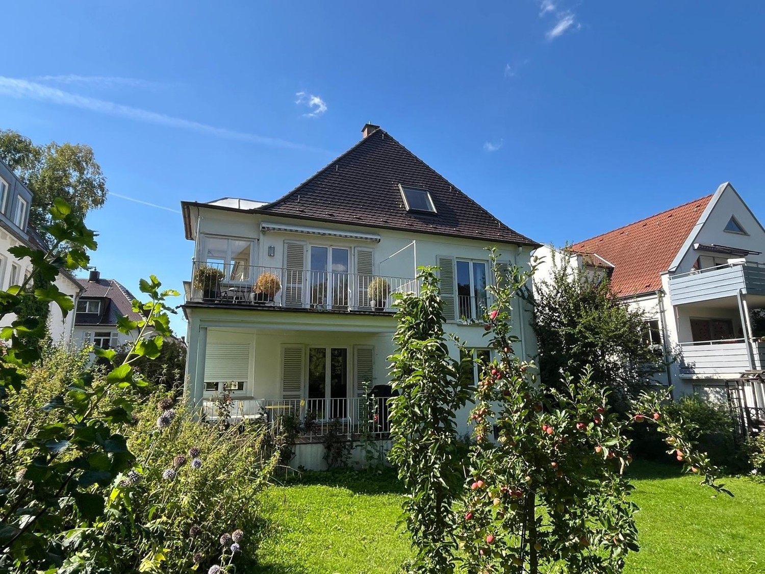 Attraktives Mehrfamilienhaus in ruhiger und erstklassiger Lage Ulms
