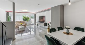 von_poll_real_estate_property_25069012_image_2