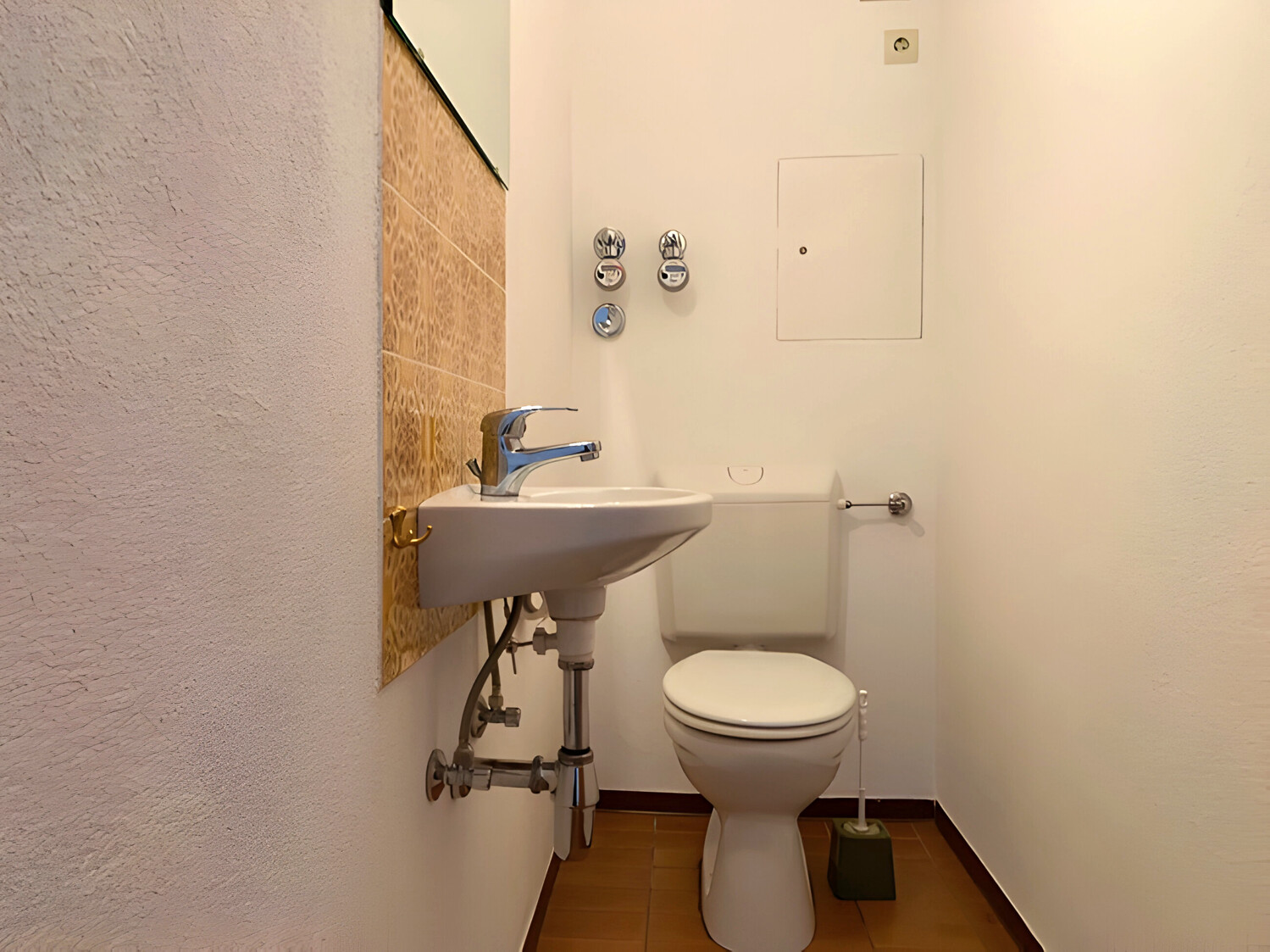 WC