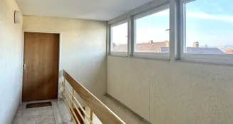 von_poll_real_estate_property_26069005_image_9