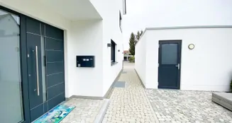 von_poll_real_estate_property_24069016_image_3