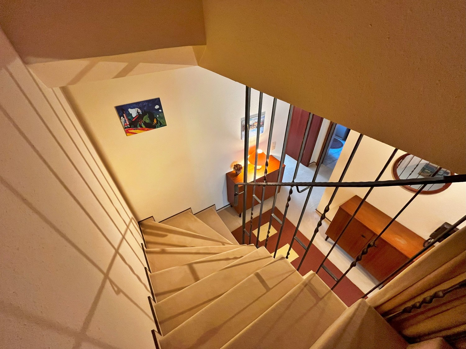 Reihenmittelhaus - Wunderschönes Ambiente trifft Architektur und Design