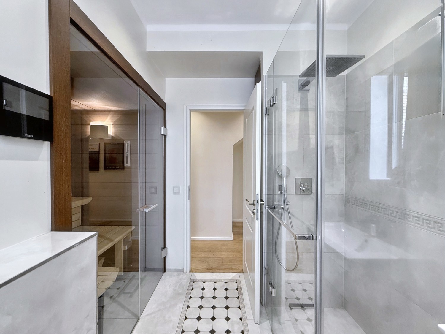 Unteres Badezimmer