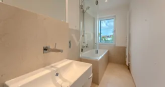 von_poll_real_estate_property_25136027B_image_4