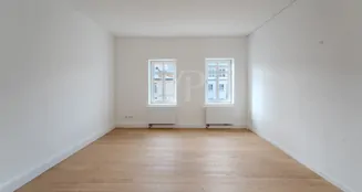 von_poll_real_estate_property_25136027B_image_1