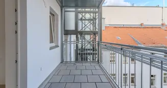 von_poll_real_estate_property_25136027B_image_27