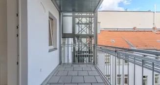 von_poll_real_estate_property_25136027B_image_27