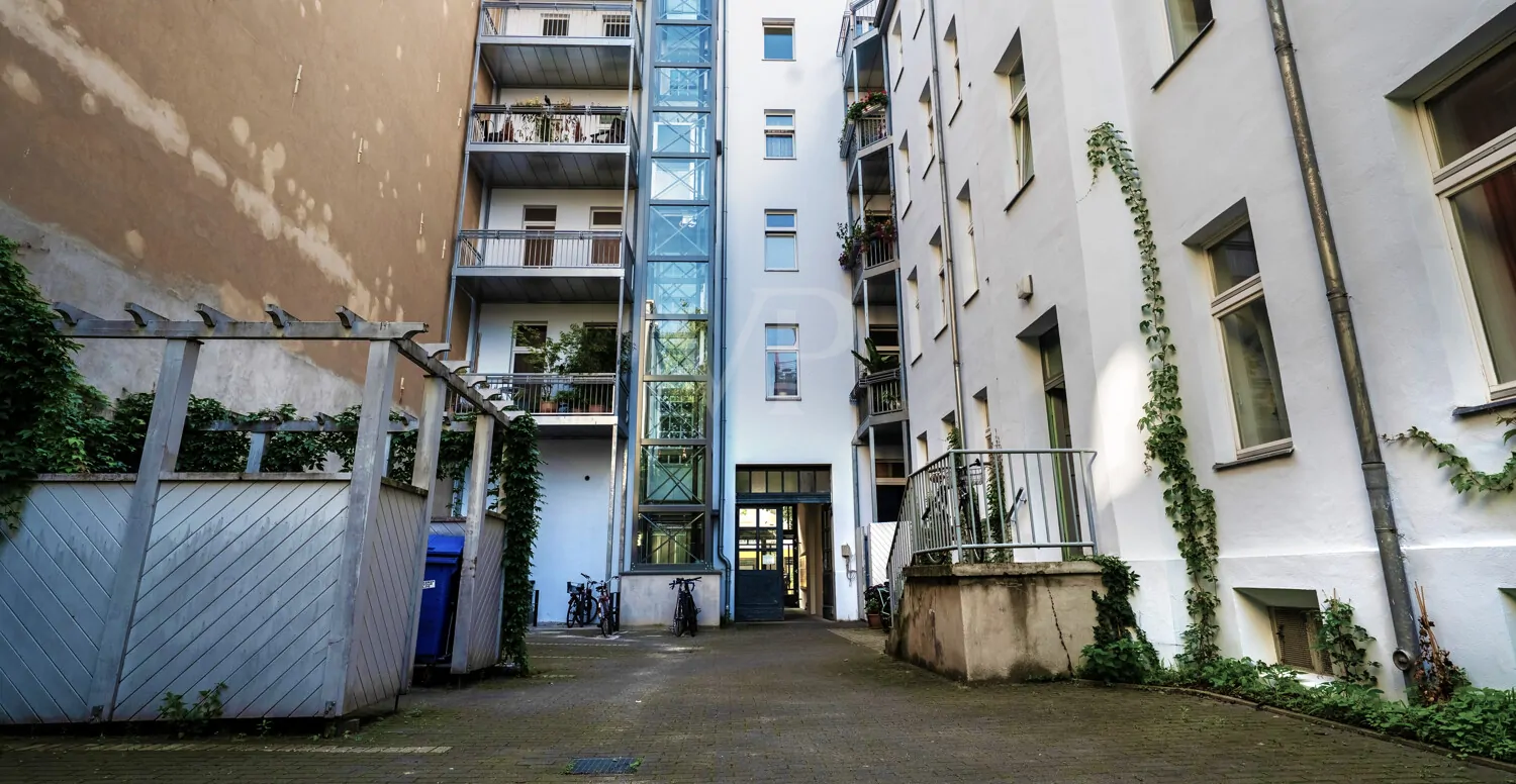 Hausansicht vom Innenhof