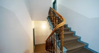 von_poll_real_estate_property_25136023B_image_41