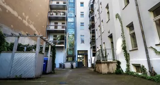 von_poll_real_estate_property_25136023B_image_40