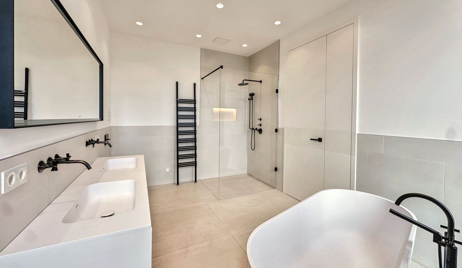 Master Badezimmer