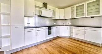 von_poll_real_estate_property_25136005_image_4