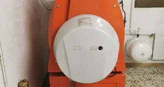 von_poll_real_estate_property_25232008_image_15