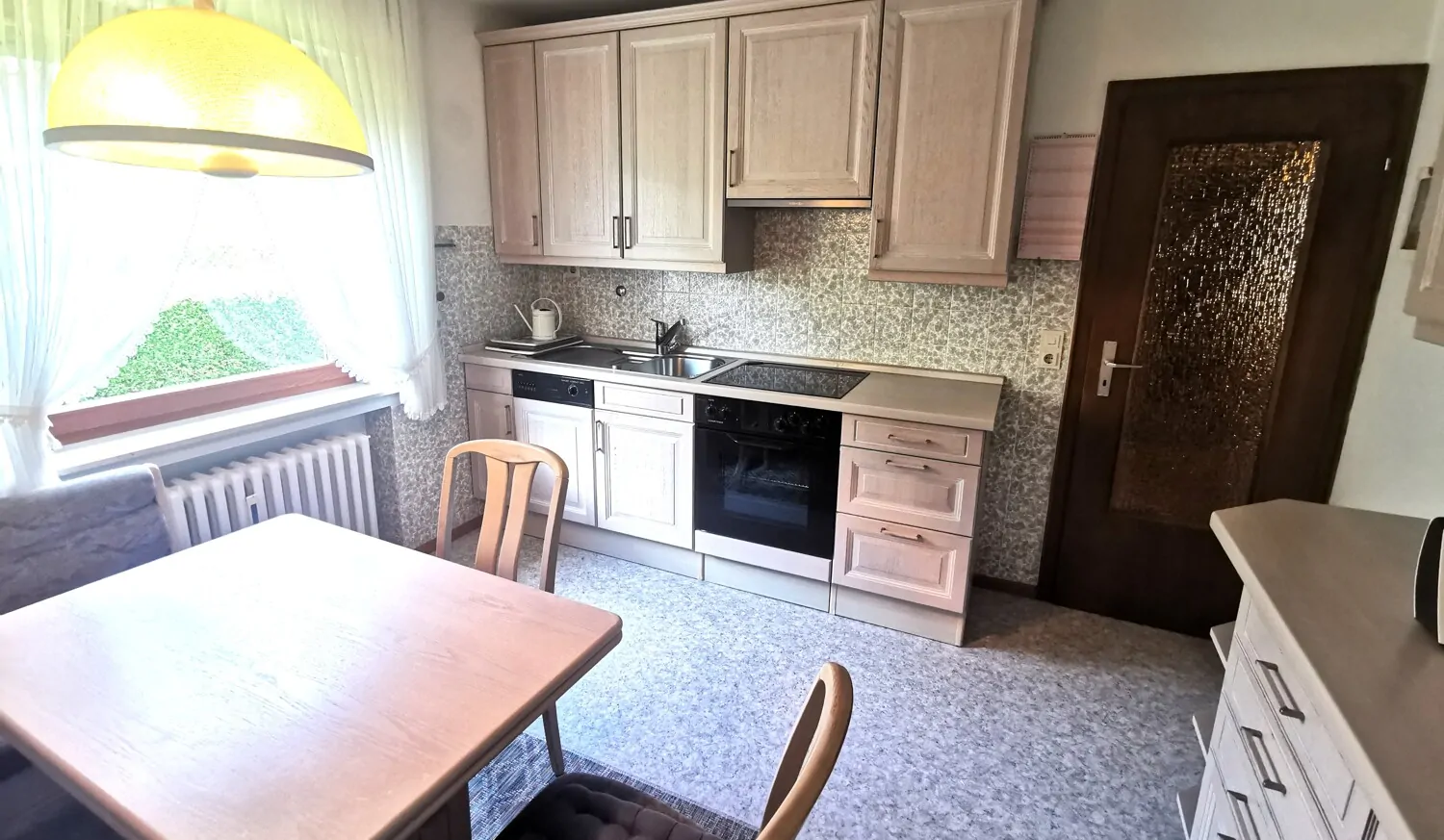 Küche Erdgeschoss zum Flur