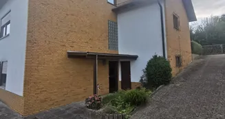 von_poll_real_estate_property_25232008_image_2