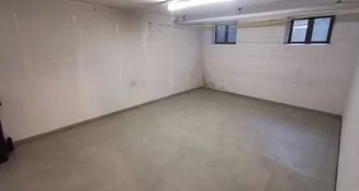 von_poll_real_estate_property_25232009_image_16