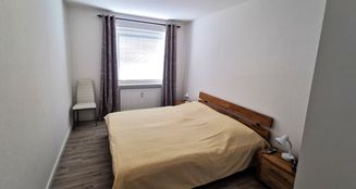 von_poll_real_estate_property_25232009_image_10