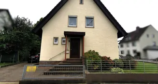 von_poll_real_estate_property_25232010_image_2