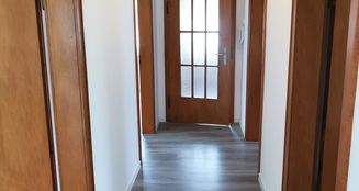 von_poll_real_estate_property_25232010_image_16