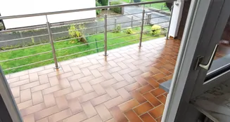 von_poll_real_estate_property_25232010_image_26