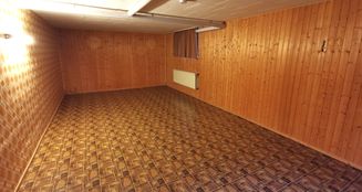von_poll_real_estate_property_25232010_image_29