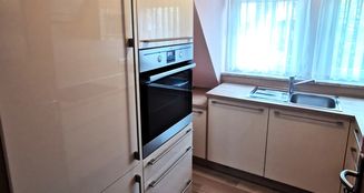 von_poll_real_estate_property_25232010_image_17