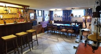 von_poll_real_estate_property_25232011_image_25