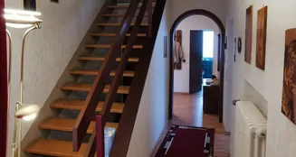 von_poll_real_estate_property_25232011_image_19