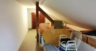 von_poll_real_estate_property_25232011_image_20