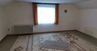 von_poll_real_estate_property_25232011_image_21