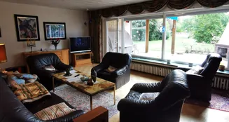 von_poll_real_estate_property_25232011_image_9