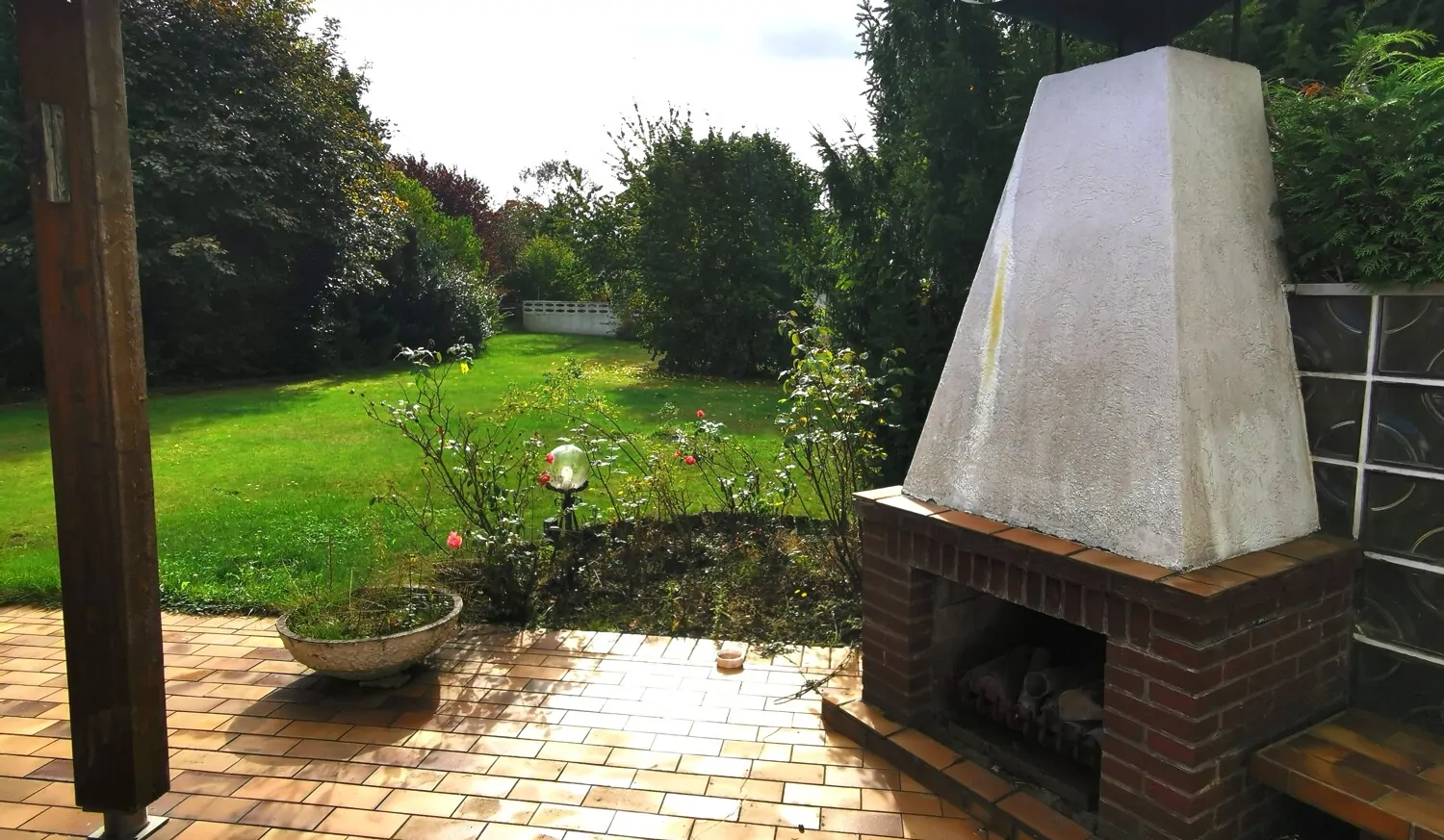 Terrasse mit Grillmöglichkeit