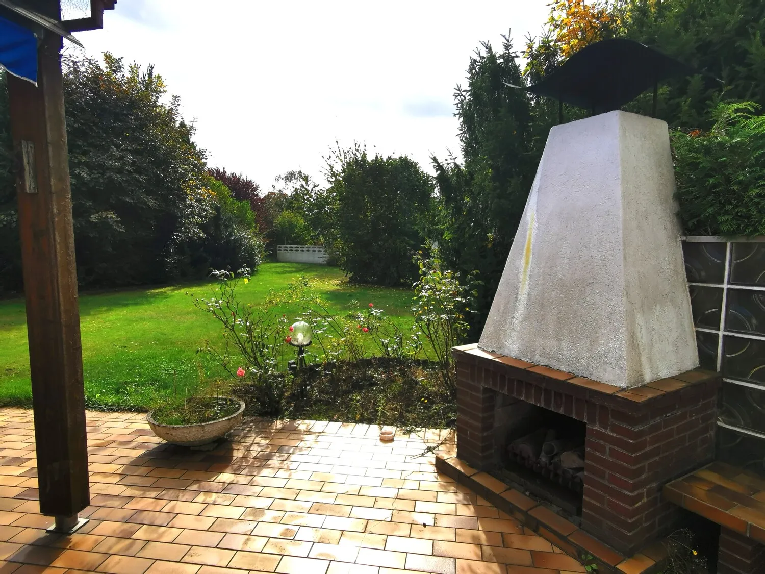 Terrasse mit Grillmöglichkeit