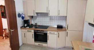 von_poll_real_estate_property_25232011_image_8